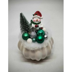 Hóember - zöld gömbökkel - karácsonyi asztaldísz - fehér bordás kaspóban - 7.