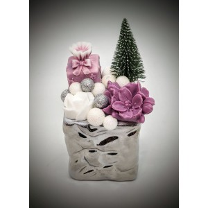 Szappanvirág - karácsonyi - lilás ajándék csomaggal - virággal - ezüst színű kocka kaspóban