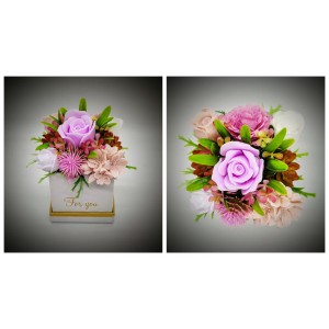 Szappanvirág  csokor - kicsi - középen rózsaszín rózsával - zöldekkel - dobozban