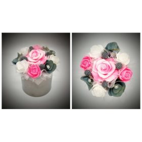   Szappanvirág  csokor - kicsi - rózsaszín-fehér rózsa - szürke dísszel - ezüst kis kaspóban