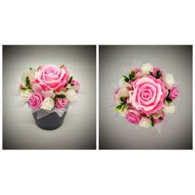   Szappanvirág  csokor - kicsi - rózsaszín rózsa - kis habrózsákkal - szürke kis kaspóban