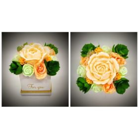   Szappanvirág  csokor - kicsi - barack bazsarózsás - dobozban