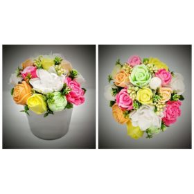   Szappan virág csokor - közepes - tavaszi csokor - tükörfényű ezüst kaspóban