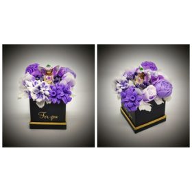 Szappanvirág  csokor - lila tündérrel - fekete dobozban