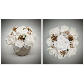   Szappanvirág  csokor - fehér - arany dísszel - pezsgő színű kaspóban