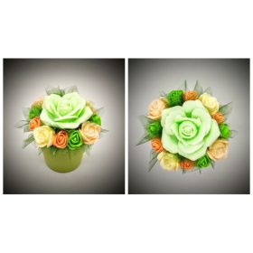   Szappanvirág  csokor - kicsi - nagy zöld rózsa - kis habrózsákkal - zöld kis kaspóban