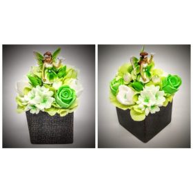   Szappanvirág  csokor - zöld tündérrel - fekete kocka kaspóban