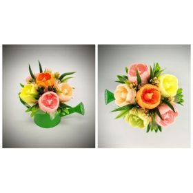   Szappanvirág csokor - tulipán csokor vegyes színekben - zöld színű locsolókannában