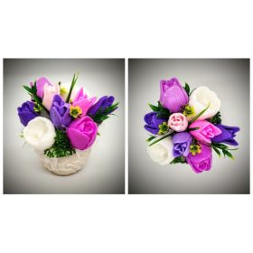   Szappanvirág  csokor - lila-fukszia-fehér tulipán csokor - fehér kis kőkaspóban - 2.