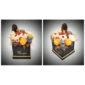   Szappanvirág  csokor - mókussal - halloween csokor - fekete dobozban