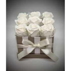 Szappanvirág - fehér szappanrózsa box - csíkos dobozban