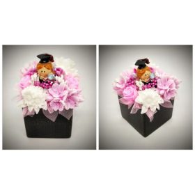   Szappanvirág  csokor - Rózsaszín - fehér ballagó kislány szappanvirág csokor - fekete kocka kaspóban