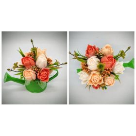   Szappanvirág csokor - barack-narancssárga tulipán szappanvirág csokor-  - zöld locsoló kannában - 4.