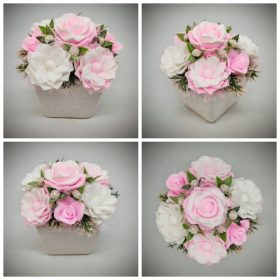   Szappanvirág - rózsaszín-fehér szappancsokor - fehér kocka kaspóban