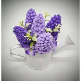   Szappanvirág csokor - lila orgona szappancsokor - kis fehér locsolókannában - 6.