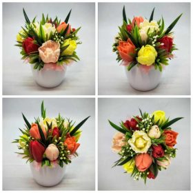   Szappanvirág csokor - Vegyes tulipán szappanvirág csokor - kis fehér kaspóban - 3.