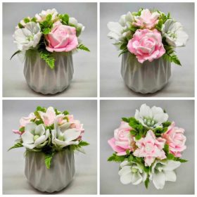   Szappanvirág - Zöld - rózsaszín - szappanvirág csokor - halványkék bordás kaspóban - 6.