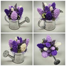   Szappanvirág csokor - Lila vegyes orgona szappanvirág csokor - ezüst kis locsolókannában - 1.