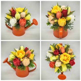   Szappanvirág csokor - piros-sárga-narancs vegyes tulipán szappancsokor - narancssárga locsolókannában - 4.