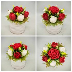   Szappanvirág csokor - Piros-fehér tulipán vegyes szappanvirág csokor - fehér kaspóban - 4.