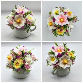   Szappanvirág csokor - Vegyes tavaszi szappanvirág csokor - fehér kerámia kannában - 1.