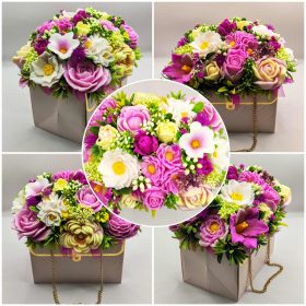   Szappanvirág csokor - Vegyes tavaszi szappanvirág csokor - láncos papírtáskában - 14.